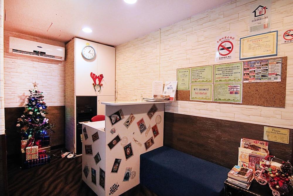 Holiday Fun Hostel Taipei Exterior photo